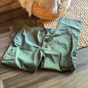 Nine West olive chino pants